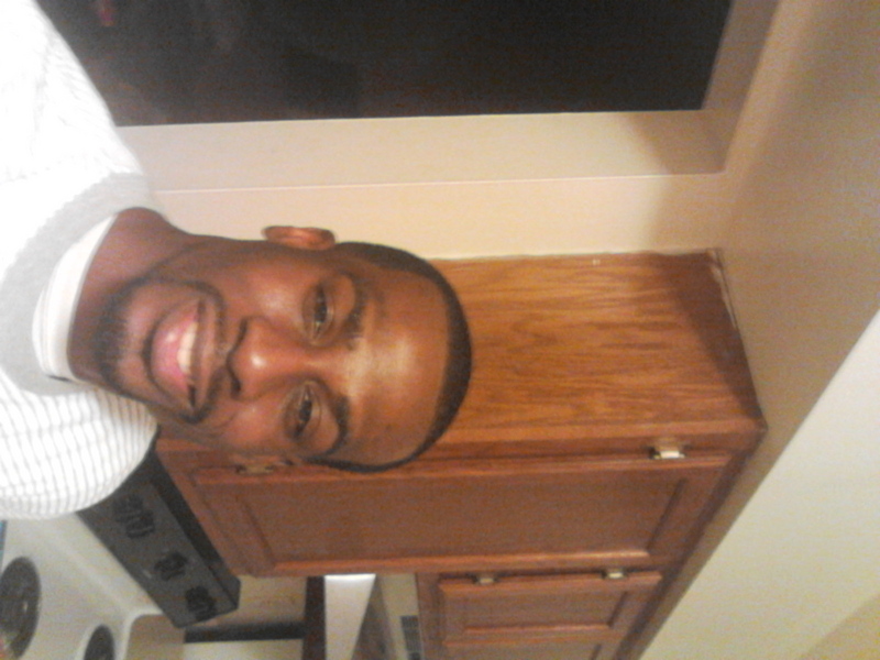 Date this nice looking United States man Mrhandsome87 from Memphis US10410