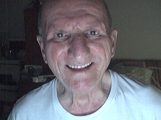 Date this pretty Canada man Carl from Hamilton CA400