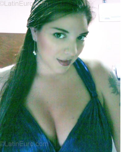 Date this attractive Colombia girl Janneth from Bogota CO7320