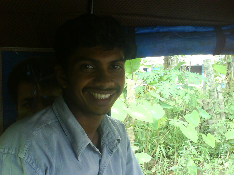 Date this young India man Satheesh from Trivandrum IN189