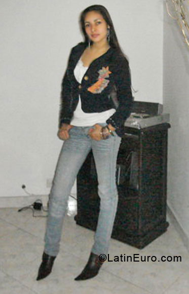 Date this stunning Colombia girl PAULA CORDOBA from Medellin CO7986