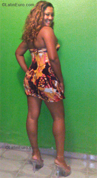 Date this pretty Brazil girl Tatiana Faria from Rio De Janeiro BR5791