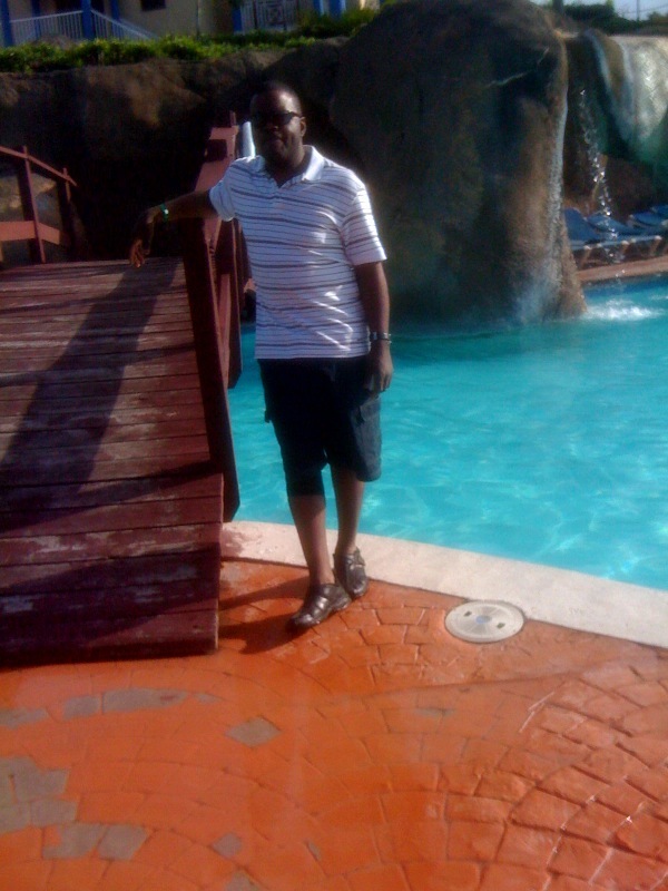 Date this exotic United States man Dennis from Washington DO8229