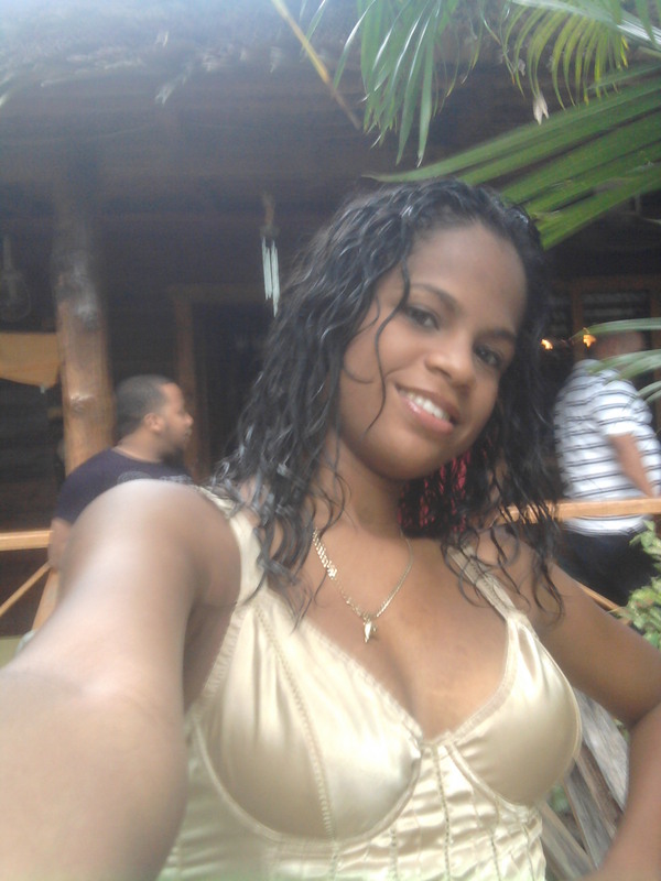 Date this charming Dominican Republic girl Monserrat ferre from Mao Valverde DO8241