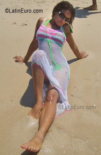 Date this fun Dominican Republic girl Yuliza.a from Santiago DO8250