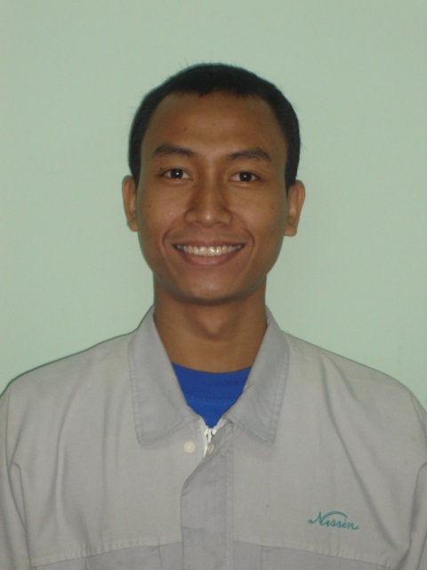 Date this voluptuous Indonesia man Dwi from Batam ID20