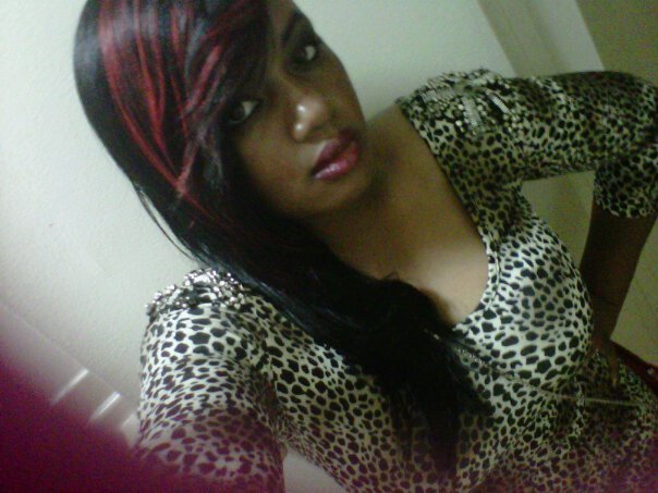 Date this foxy United States girl Nisa from Brooklyn US10754