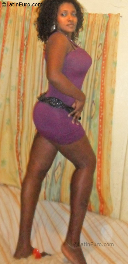 Date this beautiful Dominican Republic girl Mery from Santo Domingo DO8396