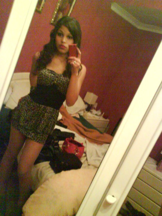 Date this nice looking Dominican Republic girl Kati from Santiago DO8419