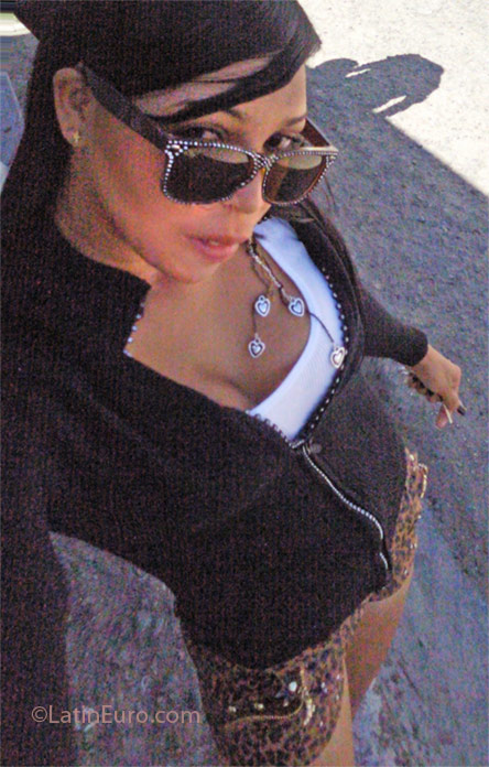 Date this delightful Dominican Republic girl Romery from Maria Trinidad Sanchez DO9200
