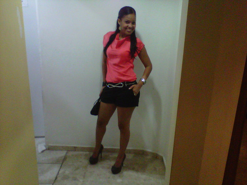 Date this tall Dominican Republic girl Ana corina from Santo Domingo DO8648