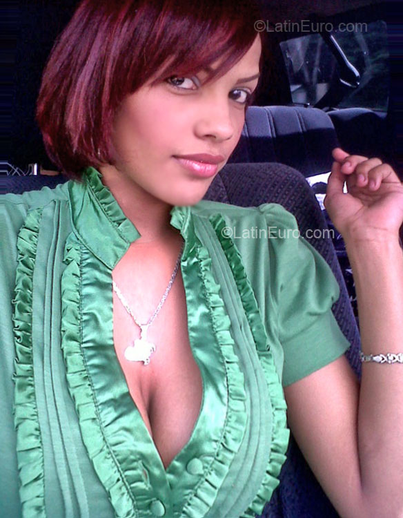 Date this gorgeous Dominican Republic girl Rous from Santo Domingo DO8888