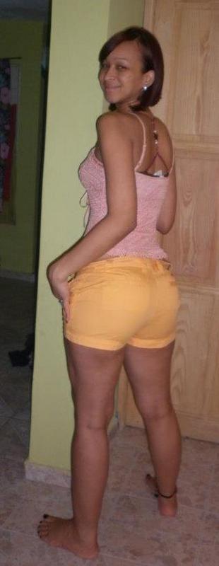 Date this good-looking Dominican Republic girl Marleny from Santo Domingo DO8932