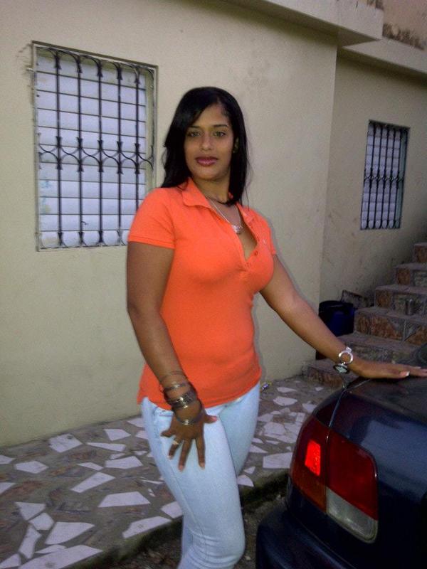 Date this passionate Dominican Republic girl Lindamichel from Santigo DO8939