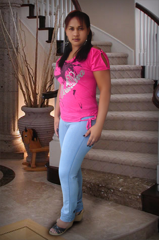 Date this beautiful Dominican Republic girl Anyelina from Santiago DO8976