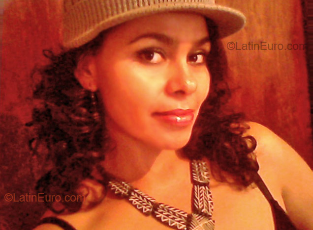Date this happy Mexico girl Francisca from Guanajuato MX432