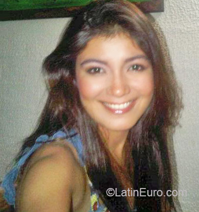 Date this hard body Colombia girl Antonella from Bogota CO7772