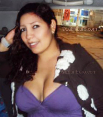 Date this tall Colombia girl Jenny from Cali CO7779