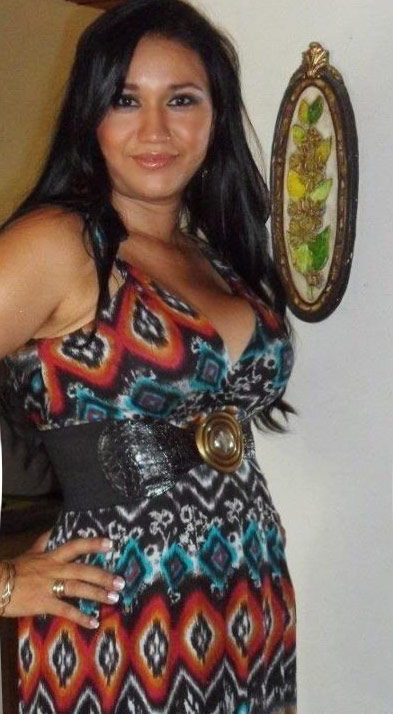 Date this good-looking Colombia girl LINA from Bogota CO7832