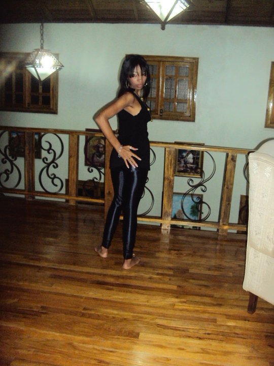 Date this athletic Dominican Republic girl Adriana from Santiago DO9159