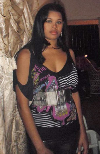 Date this attractive Dominican Republic girl Peluchita from Santo Domingo DO9194