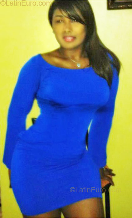 Date this pretty Dominican Republic girl MorenaUnica from Rep. Dominicana DO9206