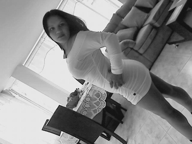 Date this nice looking Colombia girl Faydive from Bogota CO7891
