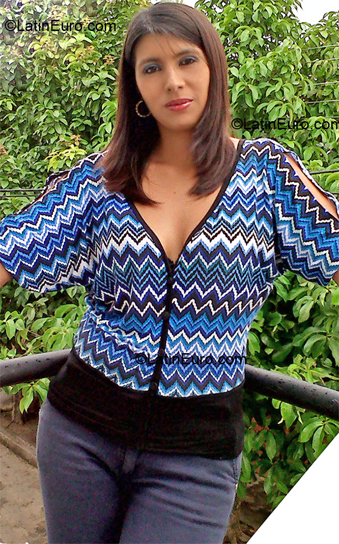 Date this exotic Colombia girl Jenny from Yopal CO9055