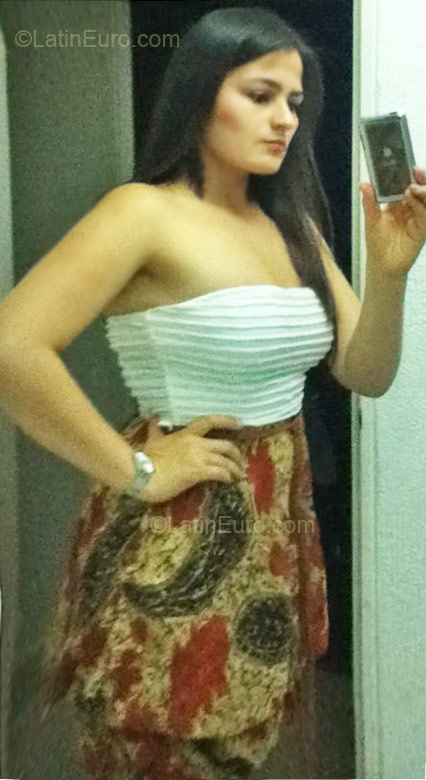 Date this sultry Colombia girl Depa996 from Bogota CO7935