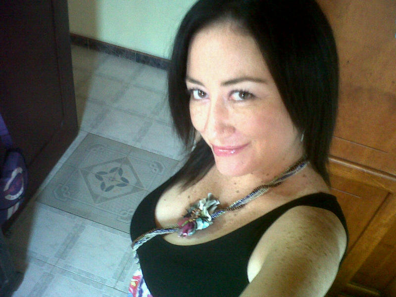 Date this foxy Colombia girl Amparo from Villavicencio CO7958