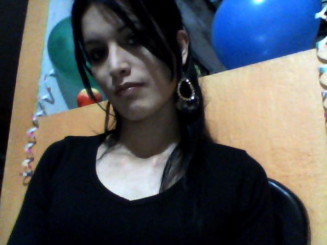 Date this georgeous Colombia girl Leidy from Cali CO8128