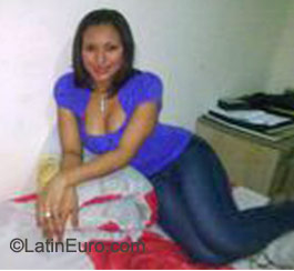 Date this hard body Honduras girl Veronica from San Pedro Sula HN426