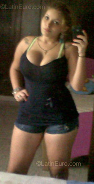 Date this lovely Colombia girl Angelica from Barranquilla CO8160