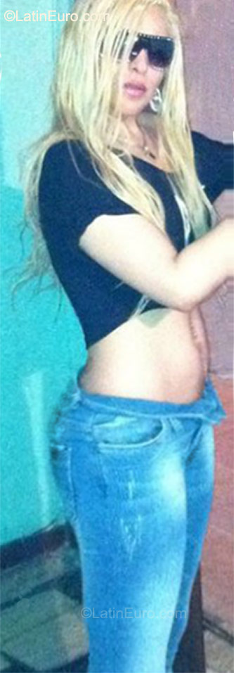 Date this foxy Dominican Republic girl Raysa from San Fransico De Macoris DO9514