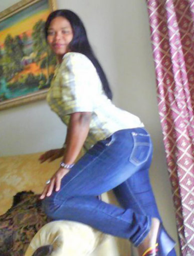 Date this athletic Dominican Republic girl EONIDAS from Santiago DO9517