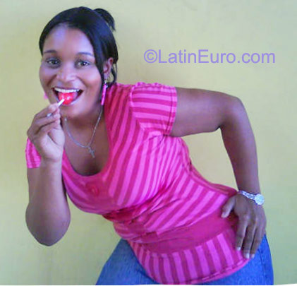 Date this funny Dominican Republic girl Sori from Santo Domingo DO9554