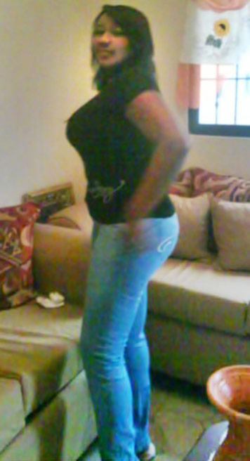 Date this nice looking Dominican Republic girl Sali from Santo Domingo DO9559