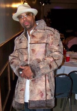 Date this tall United States man OneKing from Saint Louis US11554