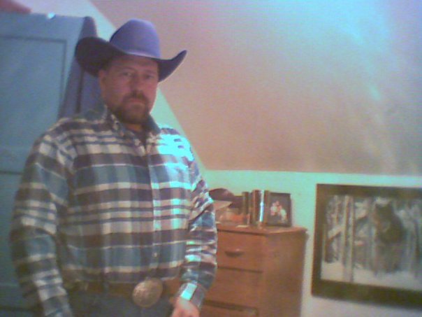 Date this nice looking Canada man James from Quebec CA453