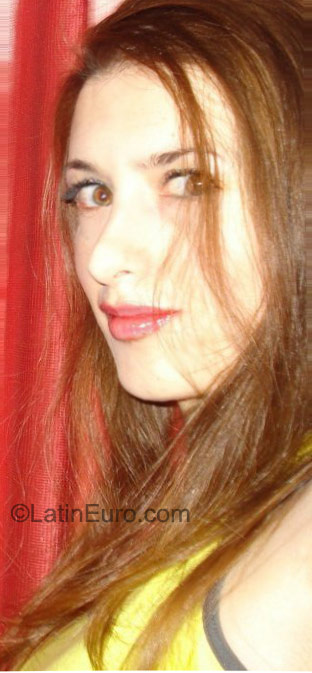 Date this hard body Colombia girl Zoraida from Bogota CO8399