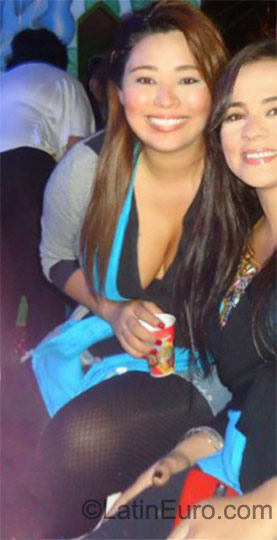 Date this voluptuous Colombia girl Linda from Medellin CO8330