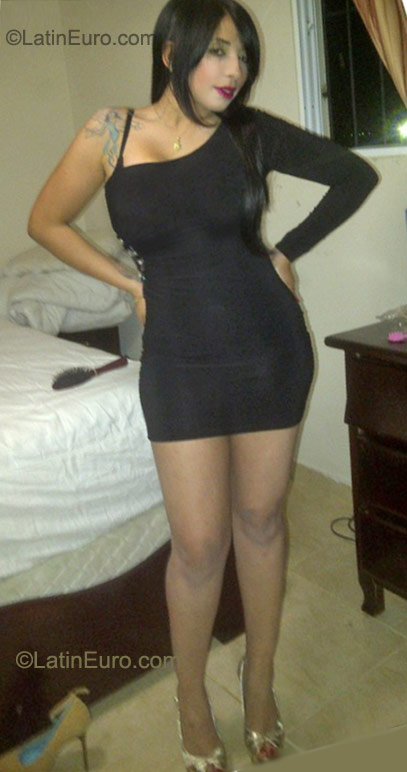 Date this passionate Dominican Republic girl Nathali from Santiago DO9645