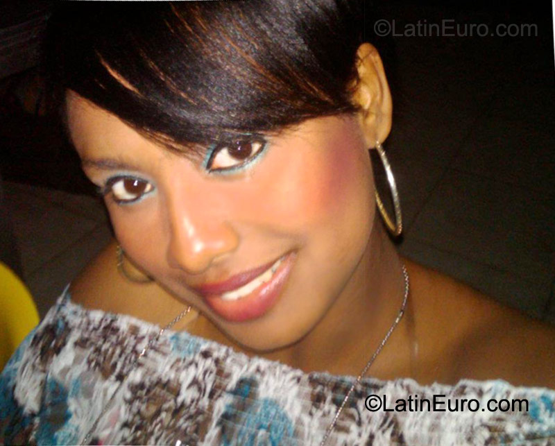 Date this passionate Dominican Republic girl Keili from Santo Domingo DO9652