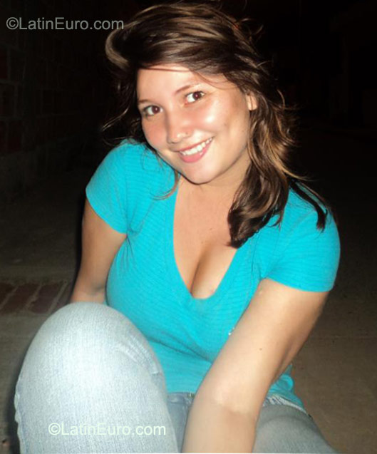 Date this foxy Colombia girl Marcela from Yopal CO8366