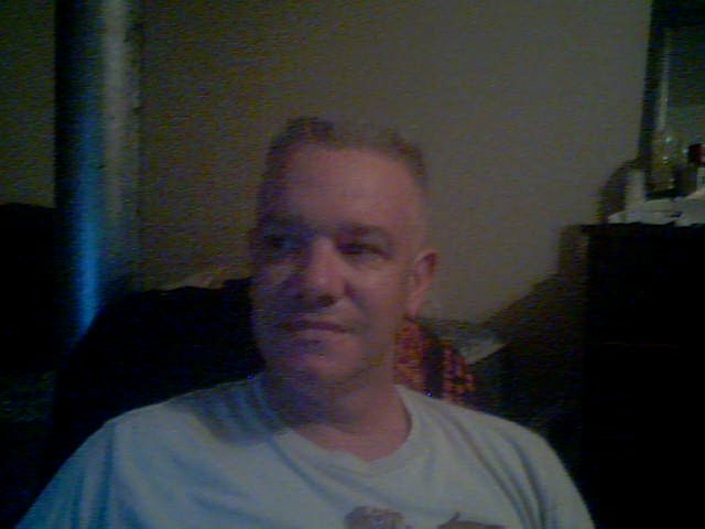 Date this georgeous United States man Usaamor from Salem US11657