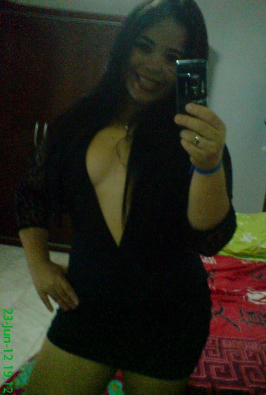 Date this delightful Brazil girl AminaShadya from Salvador BR6135