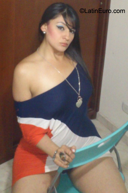 Date this pretty Colombia girl Glenda viviana from Bogota CO8467