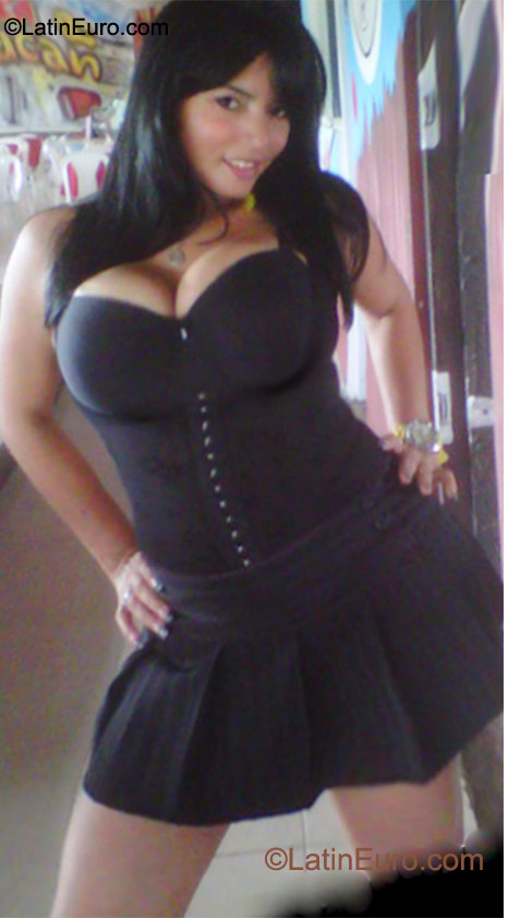 Date this passionate Dominican Republic girl Johanny from Santiago DO9793