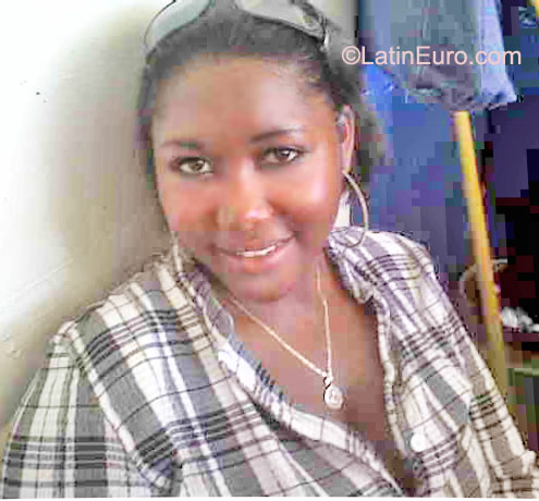 Date this athletic Dominican Republic girl Wanda02 from Santo Domingo DO9802