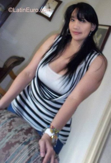 Date this hot Colombia girl Olga Lucia from Armenia CO8653